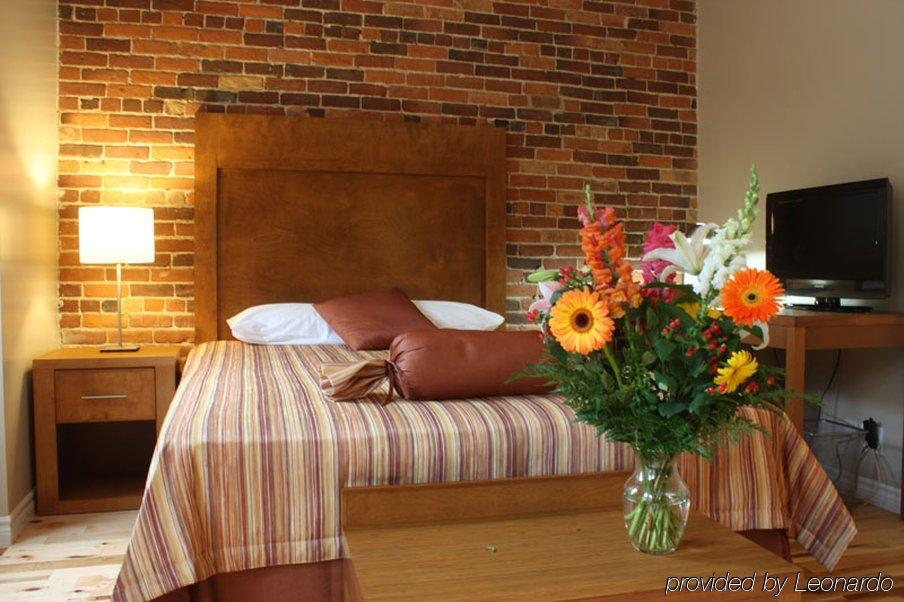 Hotel Abri Du Voyageur Μόντρεαλ Δωμάτιο φωτογραφία